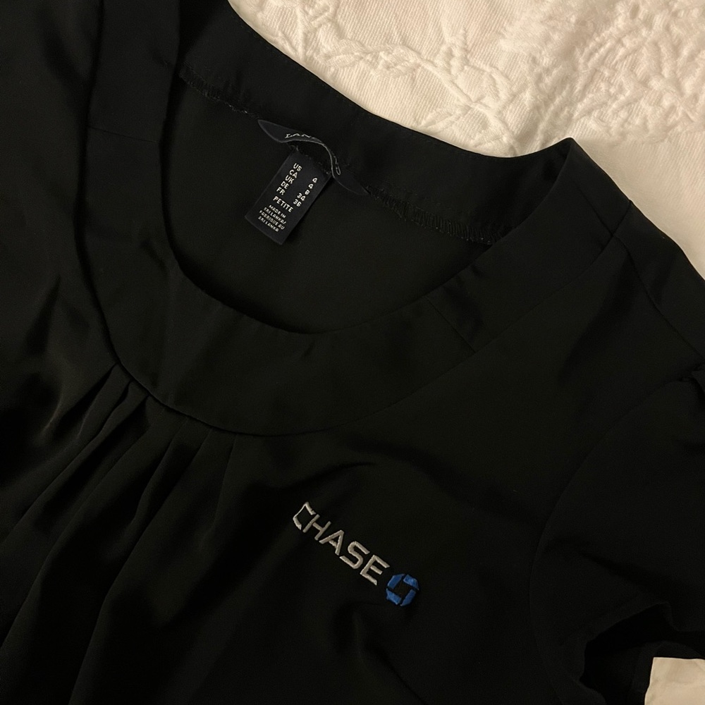 Chase Land’s End uniform top blouse